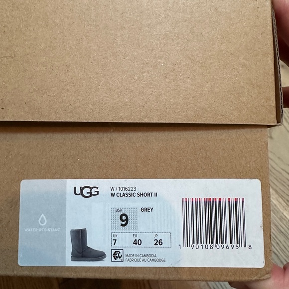 Women’s Classic Short II - Gray Ugg Boots - Picture 8 of 8